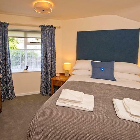 מטלוק Charming Cottage Near Peak District & Chatsworth מראה חיצוני תמונה