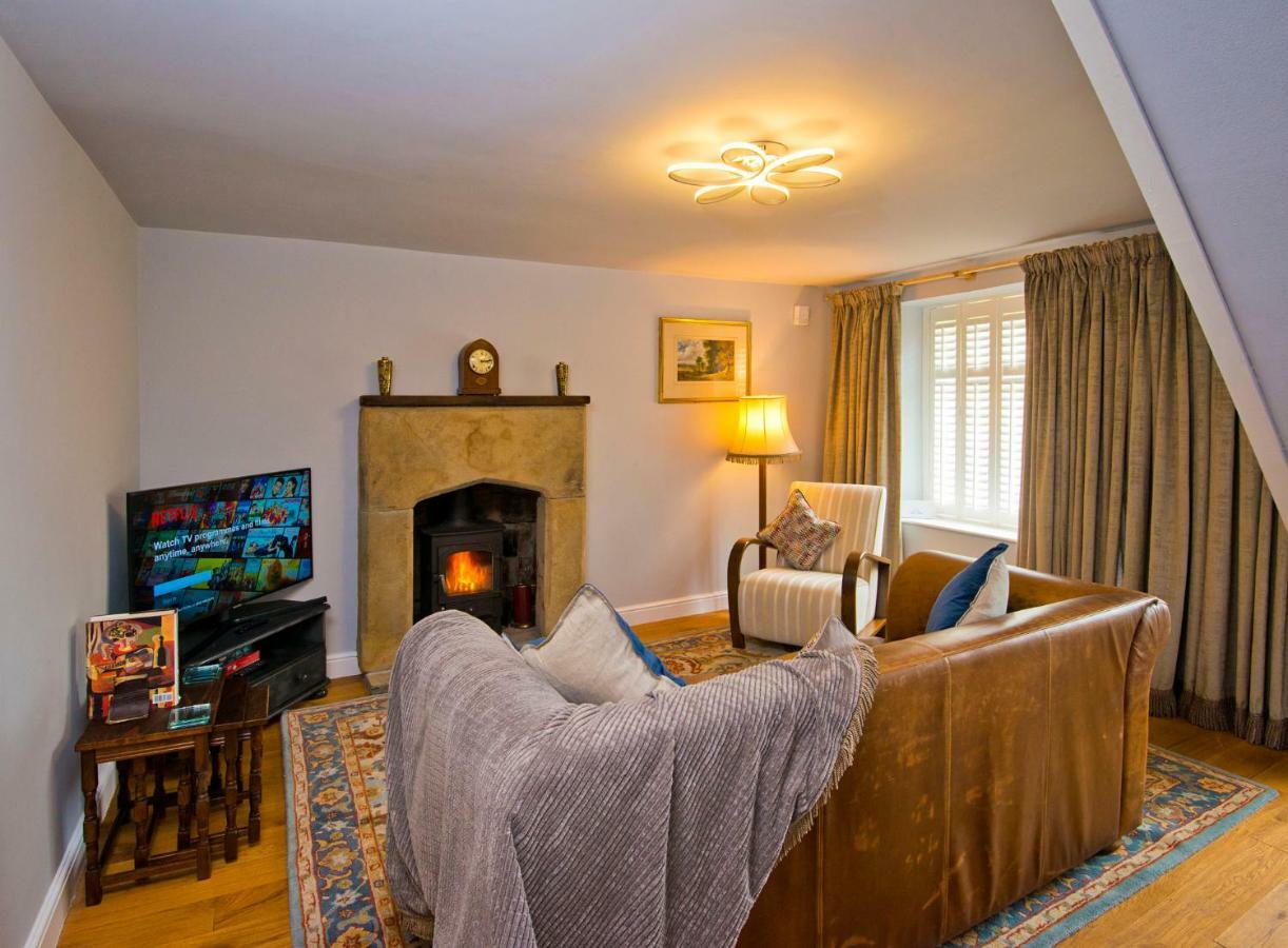 מטלוק Charming Cottage Near Peak District & Chatsworth מראה חיצוני תמונה